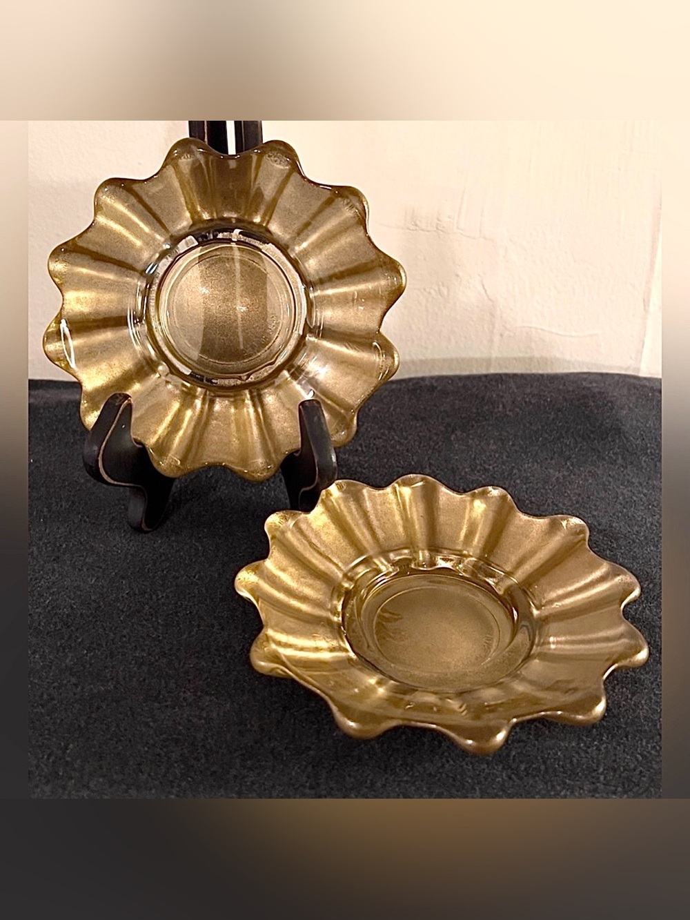 Vtg MCM Gold Aurene Sunburst
Glass Dishes / Votive holders (2)